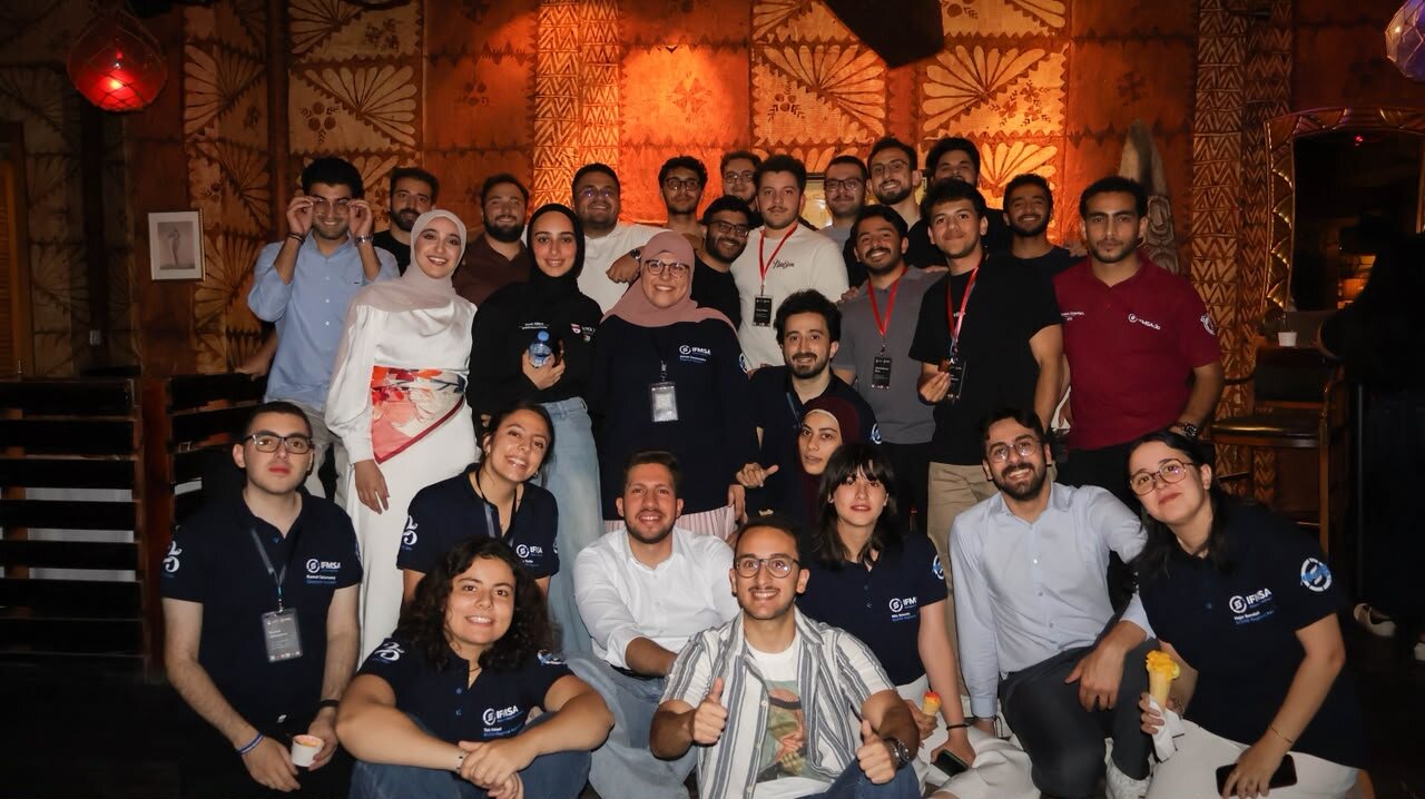 IFMSA-Jo members working together